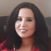 Serpil Mungan: “Benim için yazmak; kendimi ifade edebileceğim bir alan, dünyaya bir iz bırakmanın mutluluğu, sonraki nesillere kendimden bir şeyler bırakmanın sevincidir.”