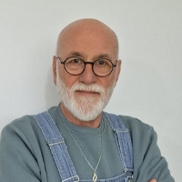 Hasan Yasal: “Sanatın tüm dalları arasında bir bağ var.”