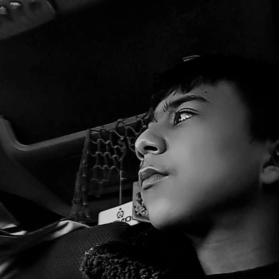 Halil Balal: “Yazmak, örgü örmeye benzer; sabırla ve emekle sonuç alırsınız.”