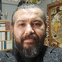 Murat Süral: “Ben estetikten yanayım.”