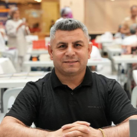 Kemal Yıldırım: “ Şair; hem kendisinin hem de yaşadığı dünyadaki herkesin sesi olan kişidir”